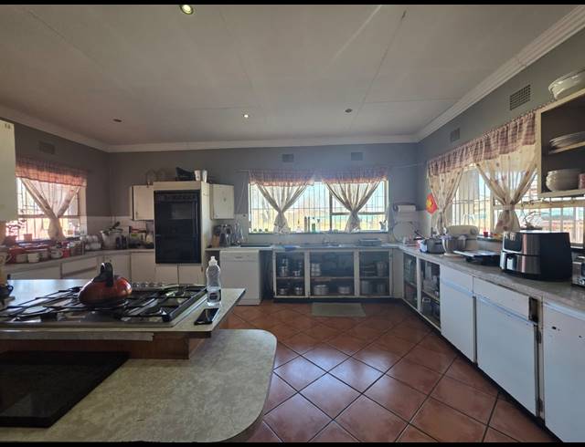 4 BEDROOM HOUSE FOR SALE IN MANTEVREDE